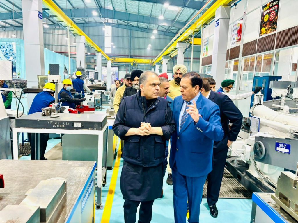 ਇਨਵੈਸਟ ਪੰਜਾਬ ਤਹਿਤ ਕੈਬਨਿਟ ਮੰਤਰੀ ਸੰਜੀਵ ਅਰੋੜਾ ਨੇ ਫੋਕਲ ਪੁਆਇੰਟ ‘ਚ 35 ਕਰੋੜ ਦੀ ਲਾਗਤ ਵਾਲੇ ਨਵੇਂ ‘ਟੂਲ ਰੂਮ’ ਯੂਨਿਟ ਦਾ ਕੀਤਾ ਉਦਘਾਟਨ