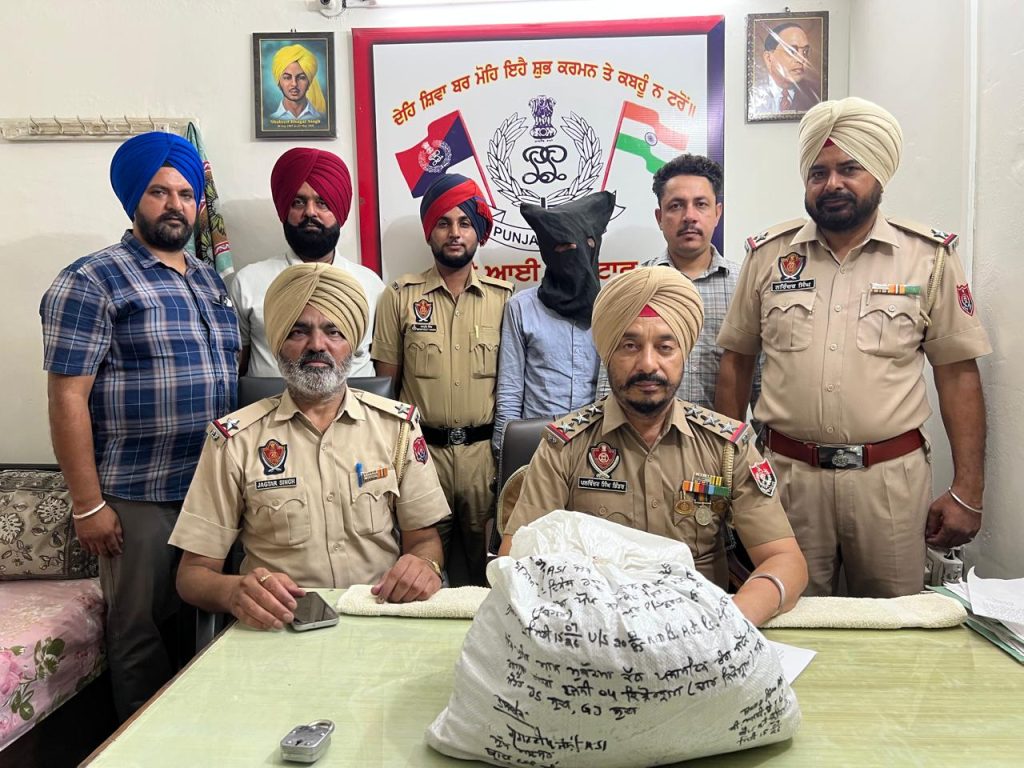ਜੀ.ਆਰ.ਪੀ. ਲੁਧਿਆਣਾ ਦੀ ਵੱਡੀ ਕਾਮਯਾਬੀ: ਰੇਲਵੇ ਸਟੇਸ਼ਨ ਤੋਂ 4 ਕਿਲੋਗ੍ਰਾਮ ਗਾਂਜਾ ਸਮੇਤ ਇੱਕ ਵਿਅਕਤੀ ਕਾਬੂ